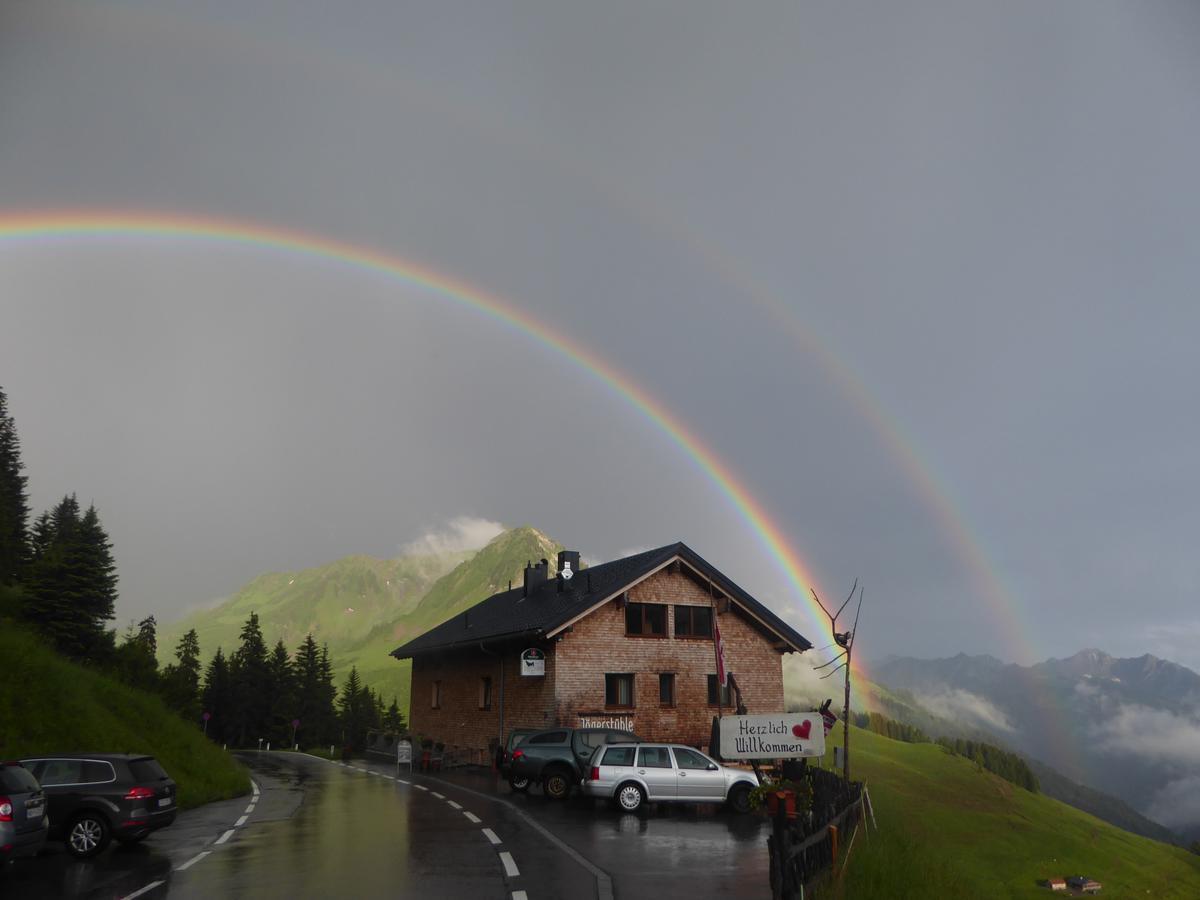Hotel Jaegerstueble Damuels Luaran gambar