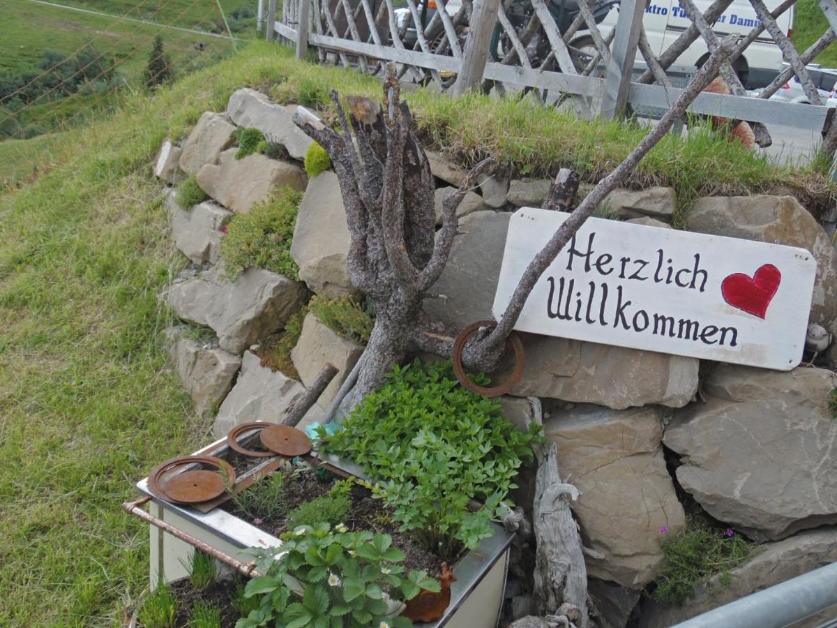 Hotel Jaegerstueble Damuels Luaran gambar